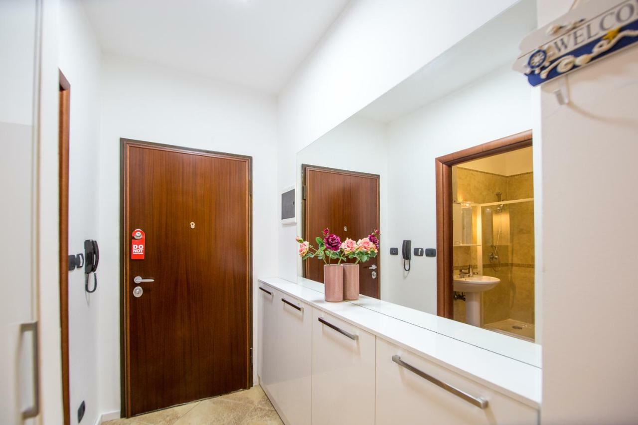 Apartment Studio Premier Rafailovici Exterior photo